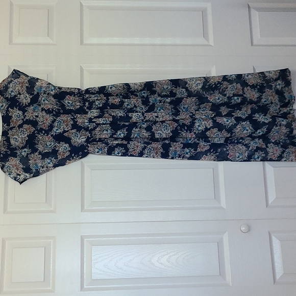 As U Wish long maxi blue floral dress - Picture 9 of 11